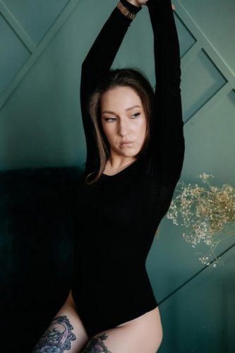 Эскортница Виктория